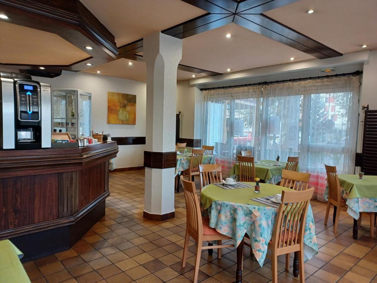 Logis - Hotel Restaurant Bellevue Annecy Extérieur photo