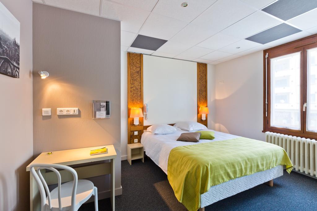Logis - Hotel Restaurant Bellevue Annecy Extérieur photo